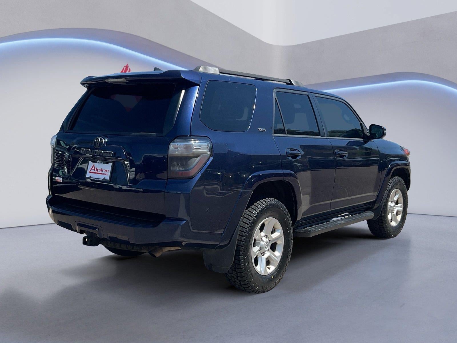 Used 2018 Toyota 4Runner SR5 Premium AWD/4WD image 5