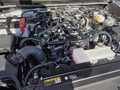 Used 2025 Toyota 4Runner TRD Off-Road Premium image 18