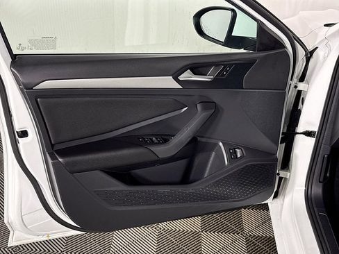 Certified 2021 Volkswagen Jetta S image 11