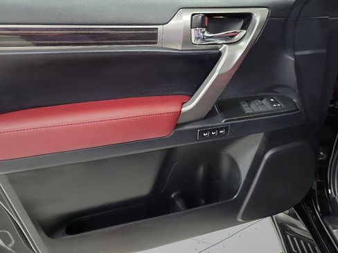 Used 2023 Lexus GX 460 Premium image 9