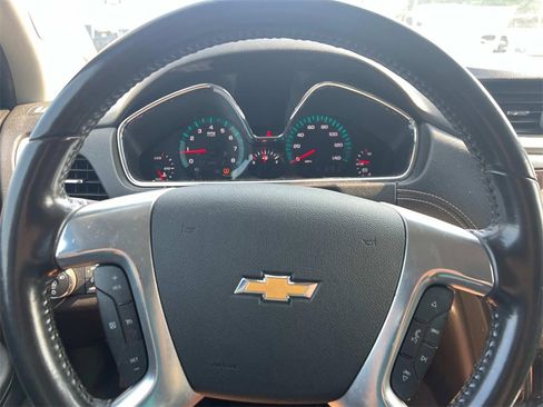 Used 2016 Chevrolet Traverse LT w/ Style and Technology Package image 14