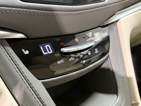 New 2026 Cadillac XT5 Premium Luxury FWD image 32