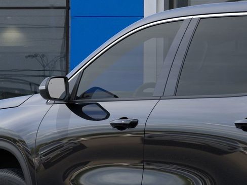 New 2026 Chevrolet Traverse LT w/ Driver Confidence Package image 12