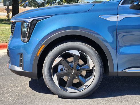New 2026 Kia Sorento EX image 8