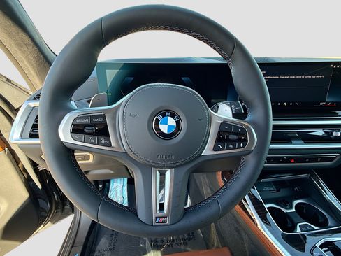 New 2026 BMW X7 M60i image 42