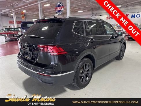 Used 2024 Volkswagen Tiguan SE image 5