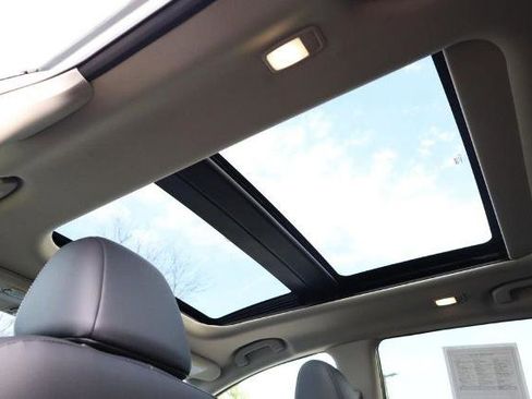 Certified 2024 Nissan Murano SL image 12