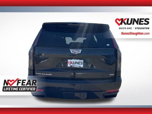 Used 2021 Cadillac Escalade Sport image 10