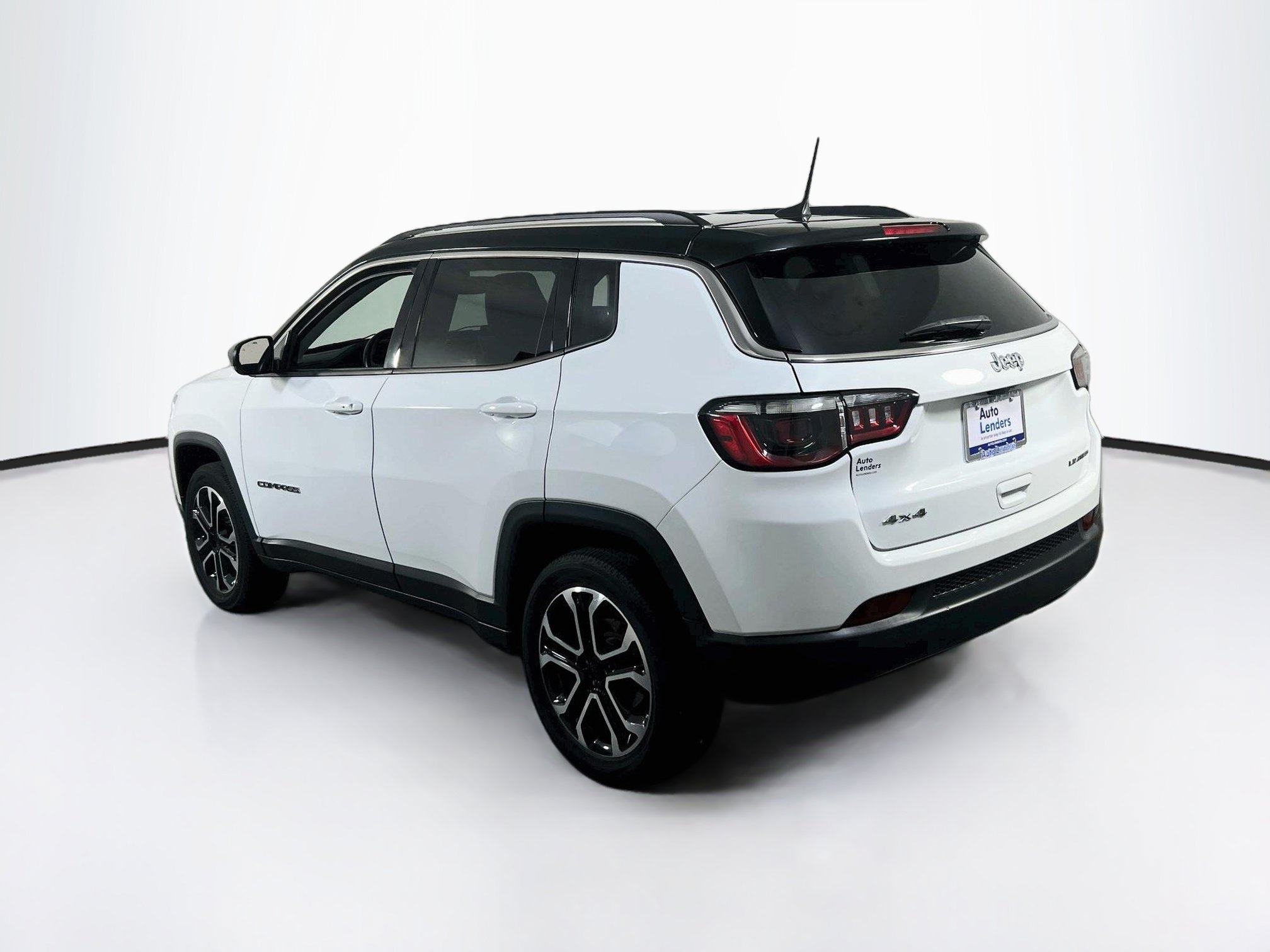 Used 2022 Jeep Compass Limited AWD/4WD image 7