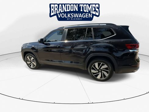Used 2026 Volkswagen Atlas SE FWD image 6