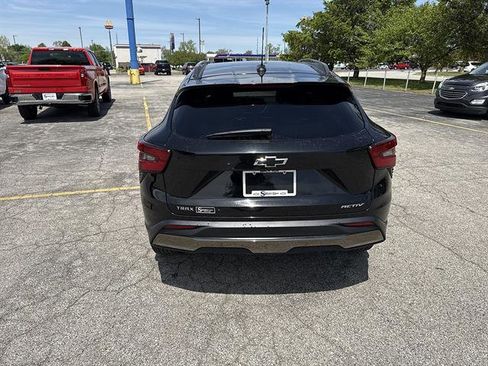 Used 2024 Chevrolet Trax ACTIV w/ Sunroof Package FWD image 49