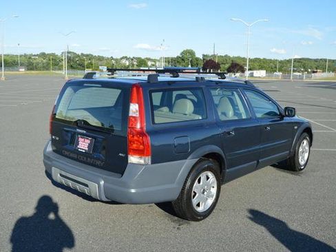 Used 2005 Volvo XC70 AWD/4WD image 56