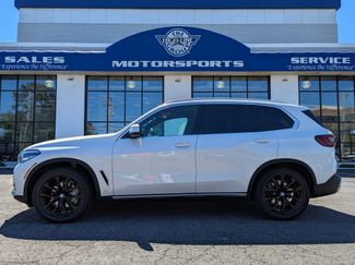 Used 2021 BMW X5 xDrive40i w/ Premium Package AWD/4WD video 1