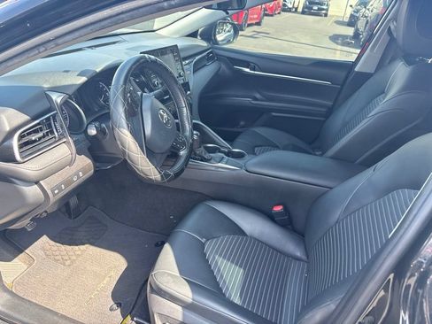 Used 2022 Toyota Camry SE w/ Carpet Mat Package (TMS) FWD image 12