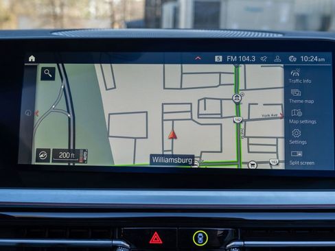 Used 2022 BMW Z4 M40i w/ Premium Package image 17