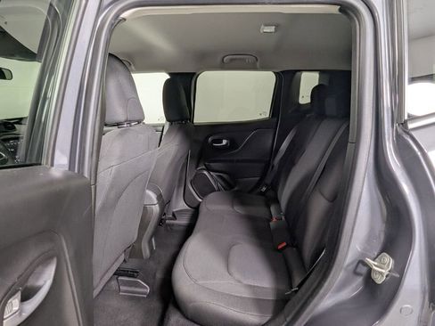 Used 2023 Jeep Renegade Latitude image 26