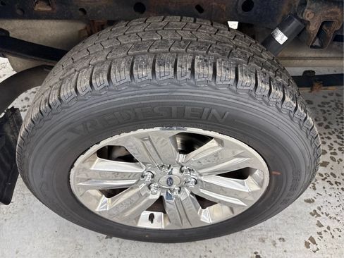 Used 2018 Ford F150 Lariat w/ Equipment Group 502A Luxury AWD/4WD image 31
