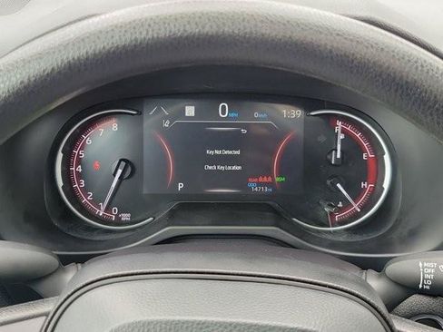 Used 2025 Toyota RAV4 XLE w/ Convenience Package FWD image 26