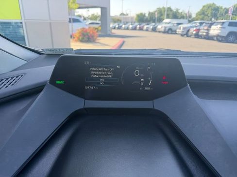 Used 2024 Toyota Prius LE FWD image 15