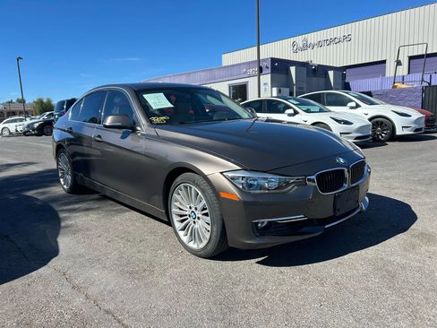 Used 2013 BMW 328i xDrive Sedan image 3