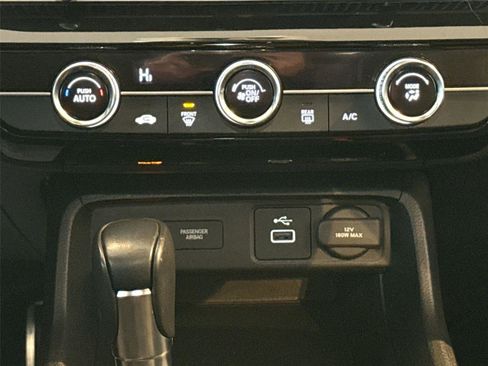 Used 2023 Honda Civic Sport image 16