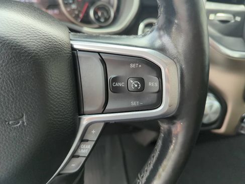 Used 2019 RAM 1500 Laramie AWD/4WD image 22