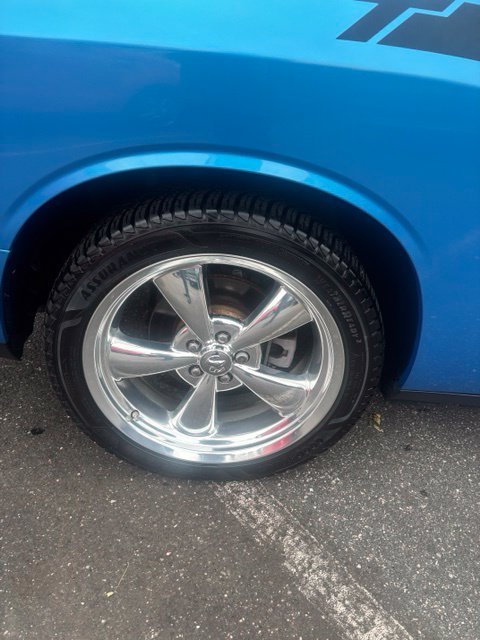 Used 2009 Dodge Challenger R/T RWD image 10