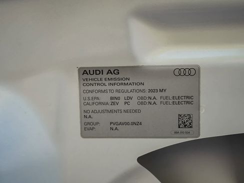 Used 2023 Audi Q4 e-tron Premium Plus w/ Premium Plus RWD image 30