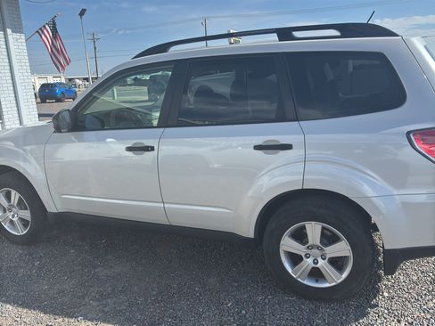 Used 2013 Subaru Forester 2.5X AWD/4WD image 7