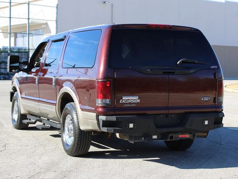 Used 2000 Ford Excursion Limited image 18