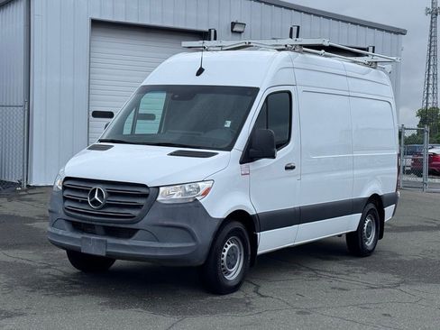 Used 2020 Mercedes-Benz Sprinter 2500 image 2