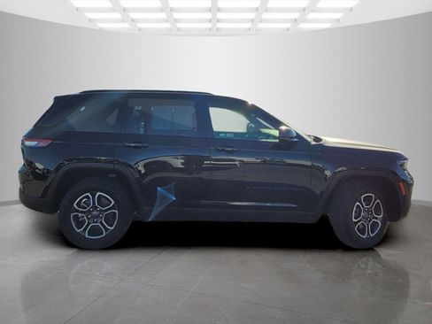 Used 2023 Jeep Grand Cherokee Trailhawk w/ Advanced Protech Group II image 4