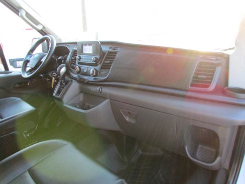 Used 2022 Ford Transit 250 Medium Roof image 14
