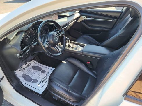 Used 2021 MAZDA MAZDA3 s image 12