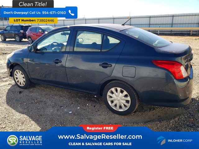 Used 2015 Nissan Versa S FWD image 3