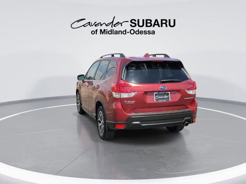 Used 2020 Subaru Forester Premium w/ Popular Package #1 AWD/4WD image 6