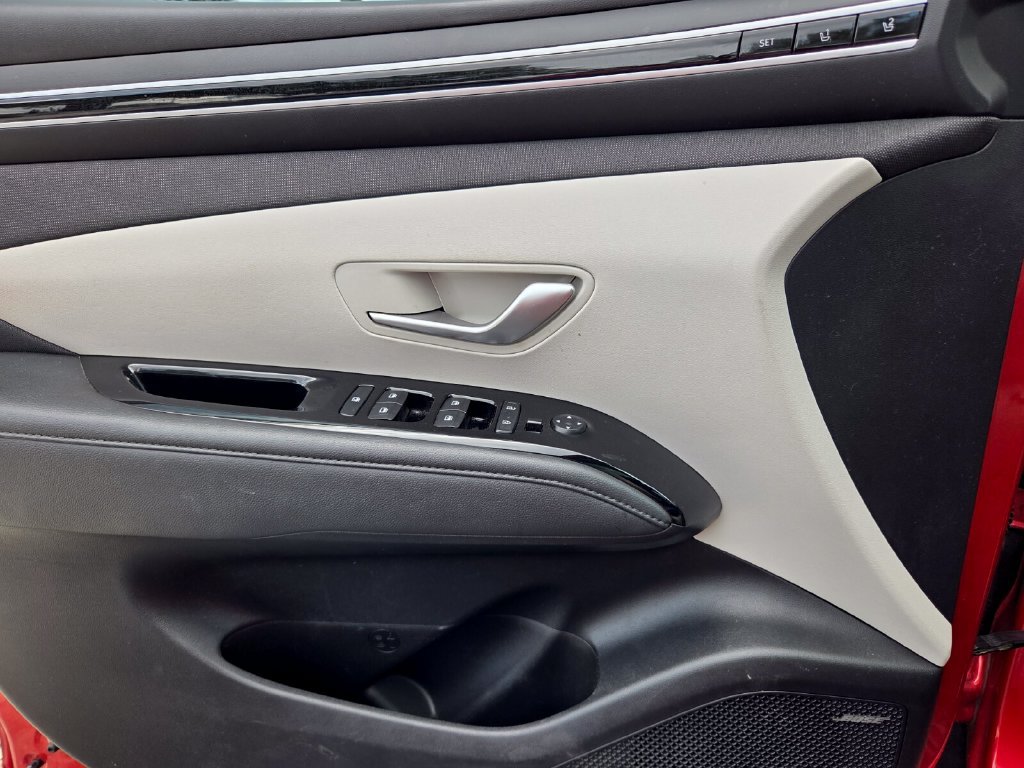 Used 2023 Hyundai Tucson Limited FWD image 20