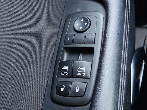 Used 2022 Dodge Challenger SXT w/ Blacktop Package image 22