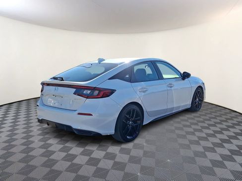 Used 2023 Honda Civic Sport image 5
