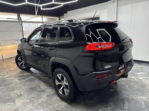 Used 2014 Jeep Cherokee Trailhawk w/ Technology Group image 3