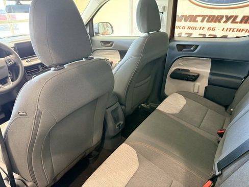 Used 2022 Ford Maverick XLT image 15