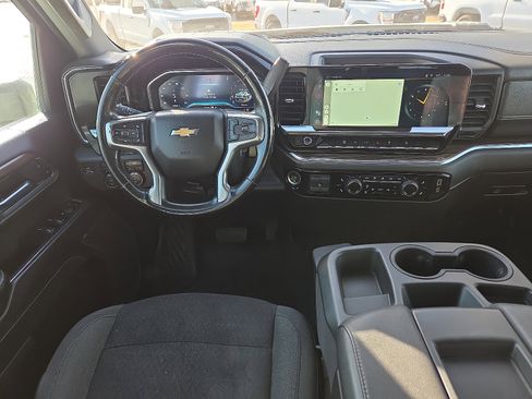 Used 2024 Chevrolet Silverado 2500 LT image 10