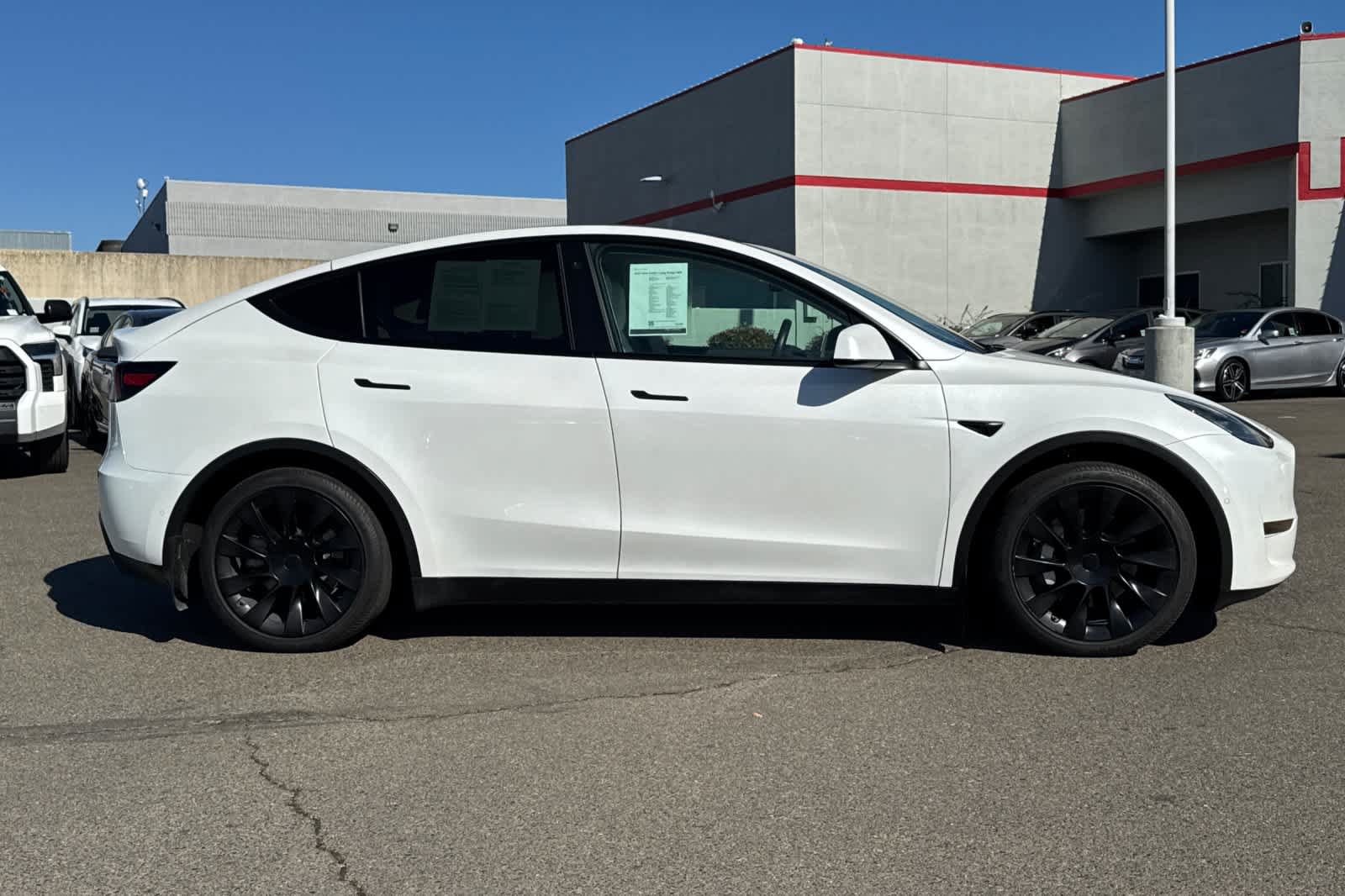 Used 2021 Tesla Model Y Long Range AWD/4WD image 6