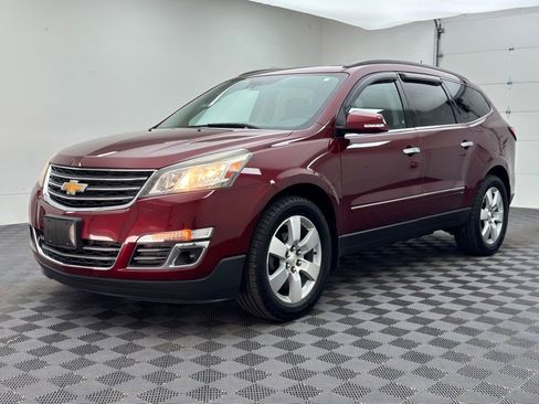 Used 2015 Chevrolet Traverse LTZ AWD/4WD image 2