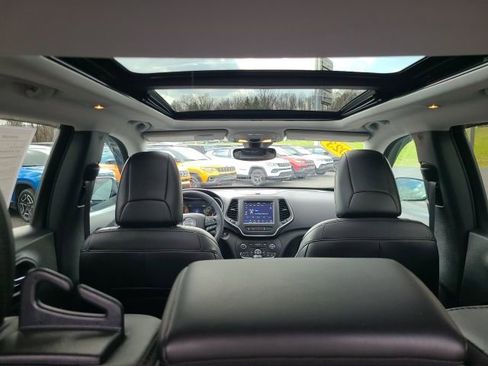 Used 2023 Jeep Cherokee Altitude Lux w/ Lux Elite Package image 22