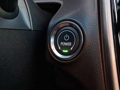 Certified 2023 Chevrolet Bolt EUV LT w/ Comfort Package image 22