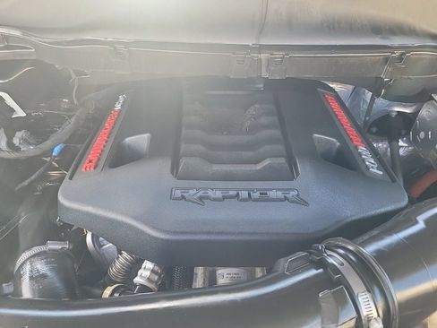 Used 2025 Ford F150 Raptor AWD/4WD image 11