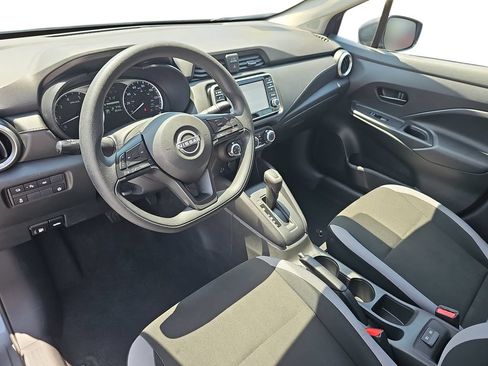 Used 2025 Nissan Versa S w/ Trunk Package FWD image 16