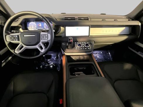 Used 2024 Land Rover Defender 110 X-Dynamic SE AWD/4WD image 16