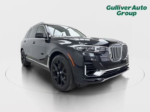 Used 2020 BMW X7 xDrive40i w/ Executive Package AWD/4WD image 13